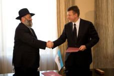 Protocol Agreement Signed on Establishment of a Riga Ghetto Museum
